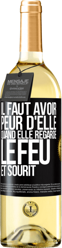 29,95 € | Vin blanc Édition WHITE Il faut avoir peur d'elle, quand elle regarde le feu et sourit Étiquette Noire. Étiquette personnalisable Vin jeune Récolte 2024 Verdejo