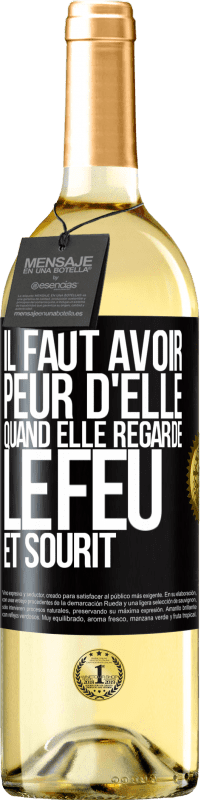 29,95 € | Vin blanc Édition WHITE Il faut avoir peur d'elle, quand elle regarde le feu et sourit Étiquette Noire. Étiquette personnalisable Vin jeune Récolte 2025 Verdejo