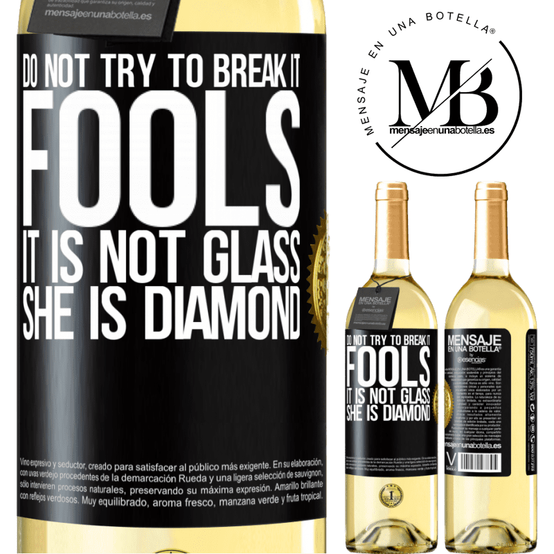 29,95 € Free Shipping | White Wine WHITE Edition Do not try to break it, fools, it is not glass. She is diamond Black Label. Customizable label Young wine Harvest 2022 Verdejo