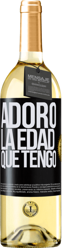 29,95 € Envío gratis | Vino Blanco Edición WHITE Adoro la edad que tengo Etiqueta Negra. Etiqueta personalizable Vino joven Cosecha 2025 Verdejo