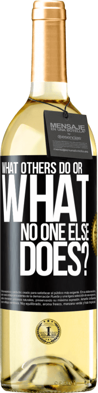 29,95 € | White Wine WHITE Edition What others do or what no one else does? Black Label. Customizable label Young wine Harvest 2023 Verdejo
