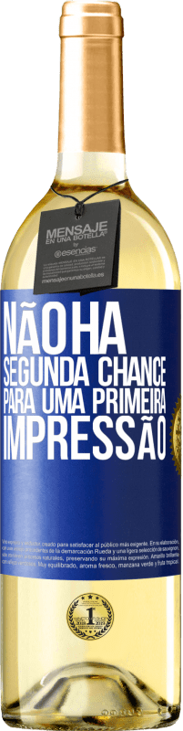 29,95 € Envio grátis | Vinho branco Edição WHITE Não há segunda chance para uma primeira impressão Etiqueta Azul. Etiqueta personalizável Vinho jovem Colheita 2024 Verdejo