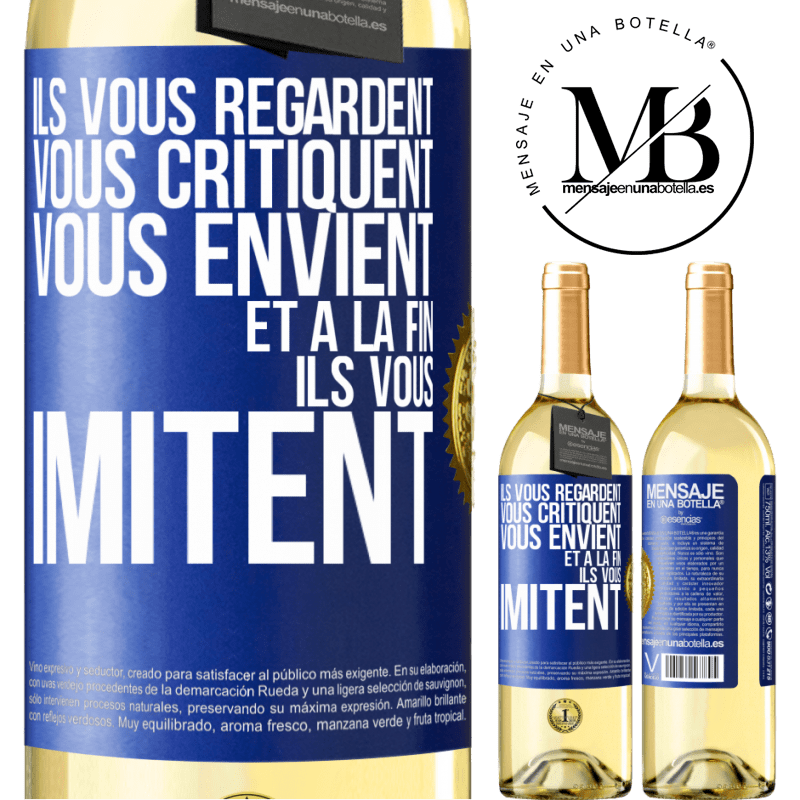 29,95 € Envoi gratuit | Vin blanc Édition WHITE Ils vous regardent, vous critiquent vous envient... et à la fin ils vous imitent Étiquette Bleue. Étiquette personnalisable Vin jeune Récolte 2025 Verdejo