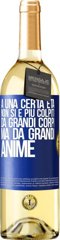 29,95 € | Vino bianco Edizione WHITE A una certa età non si è più colpiti da grandi corpi, ma da grandi anime Etichetta Blu. Etichetta personalizzabile Vino giovane Raccogliere 2025 Verdejo