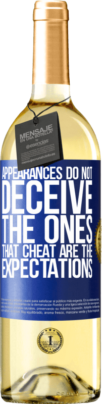 29,95 € | White Wine WHITE Edition Appearances do not deceive. The ones that cheat are the expectations Blue Label. Customizable label Young wine Harvest 2024 Verdejo