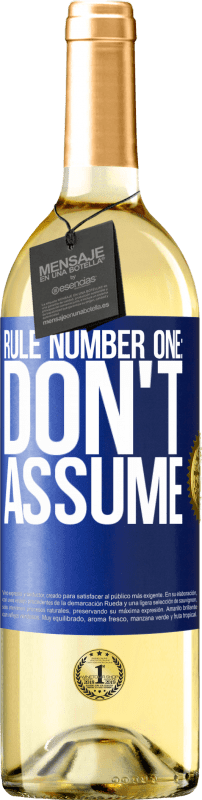 29,95 € | Белое вино Издание WHITE Правило номер один: не предполагайте Синяя метка. Настраиваемая этикетка Молодое вино Урожай 2023 Verdejo