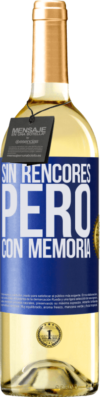 29,95 € Envío gratis | Vino Blanco Edición WHITE Sin rencores, pero con memoria Etiqueta Azul. Etiqueta personalizable Vino joven Cosecha 2023 Verdejo