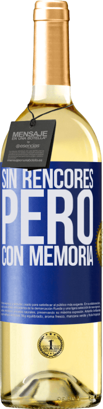 29,95 € Envío gratis | Vino Blanco Edición WHITE Sin rencores, pero con memoria Etiqueta Azul. Etiqueta personalizable Vino joven Cosecha 2024 Verdejo