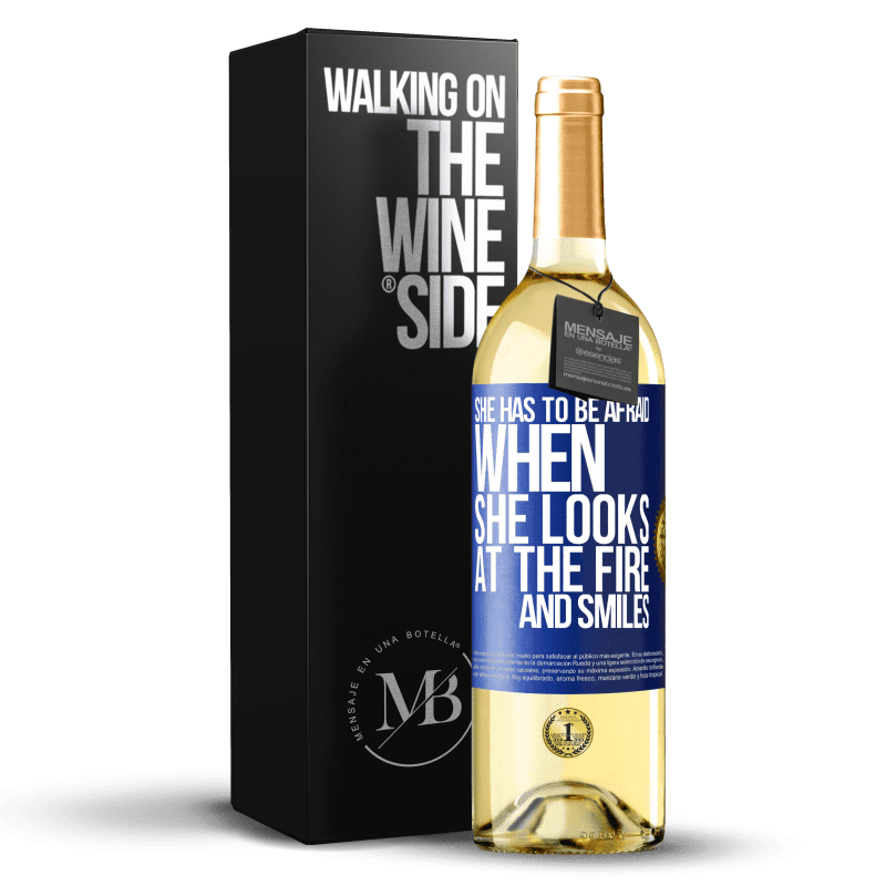 29,95 € Free Shipping | White Wine WHITE Edition She has to be afraid when she looks at the fire and smiles Blue Label. Customizable label Young wine Harvest 2022 Verdejo