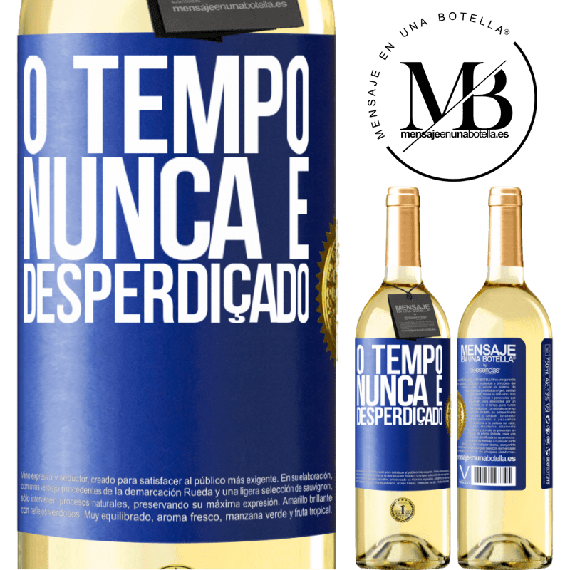 29,95 € Envio grátis | Vinho branco Edição WHITE O tempo nunca é desperdiçado Etiqueta Azul. Etiqueta personalizável Vinho jovem Colheita 2023 Verdejo