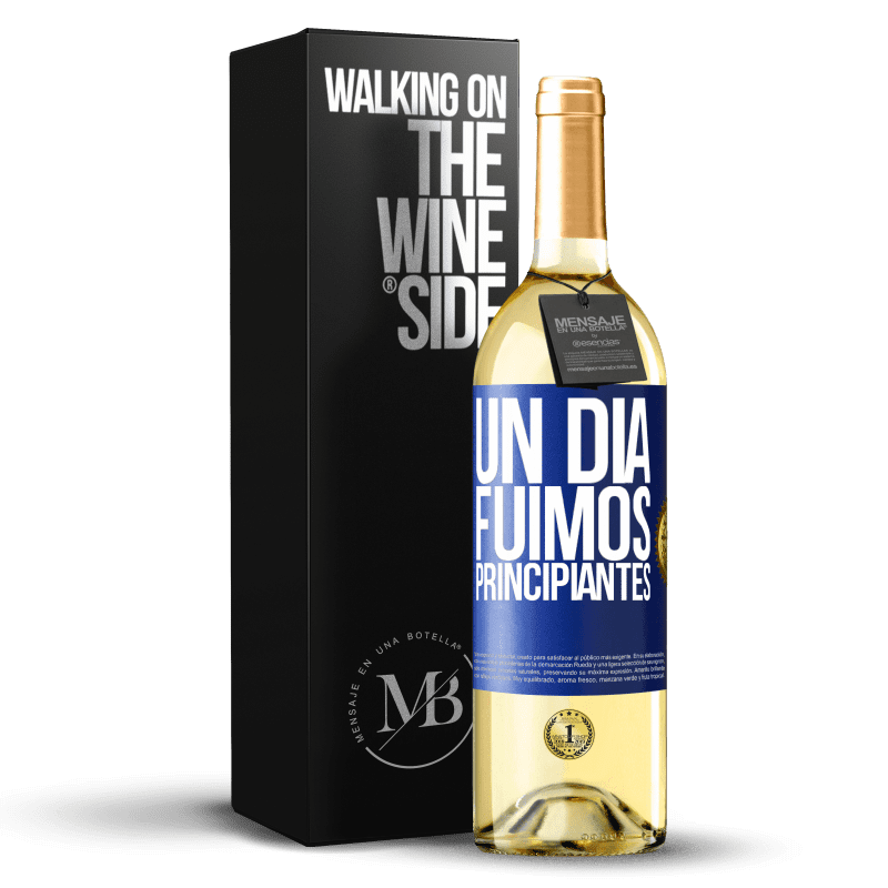 29,95 € Envío gratis | Vino Blanco Edición WHITE Un día fuimos principiantes Etiqueta Azul. Etiqueta personalizable Vino joven Cosecha 2024 Verdejo