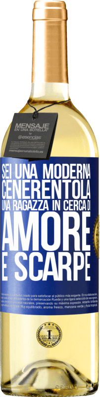 29,95 € | Vino bianco Edizione WHITE Sei una moderna Cenerentola, una ragazza in cerca di amore e scarpe Etichetta Blu. Etichetta personalizzabile Vino giovane Raccogliere 2025 Verdejo