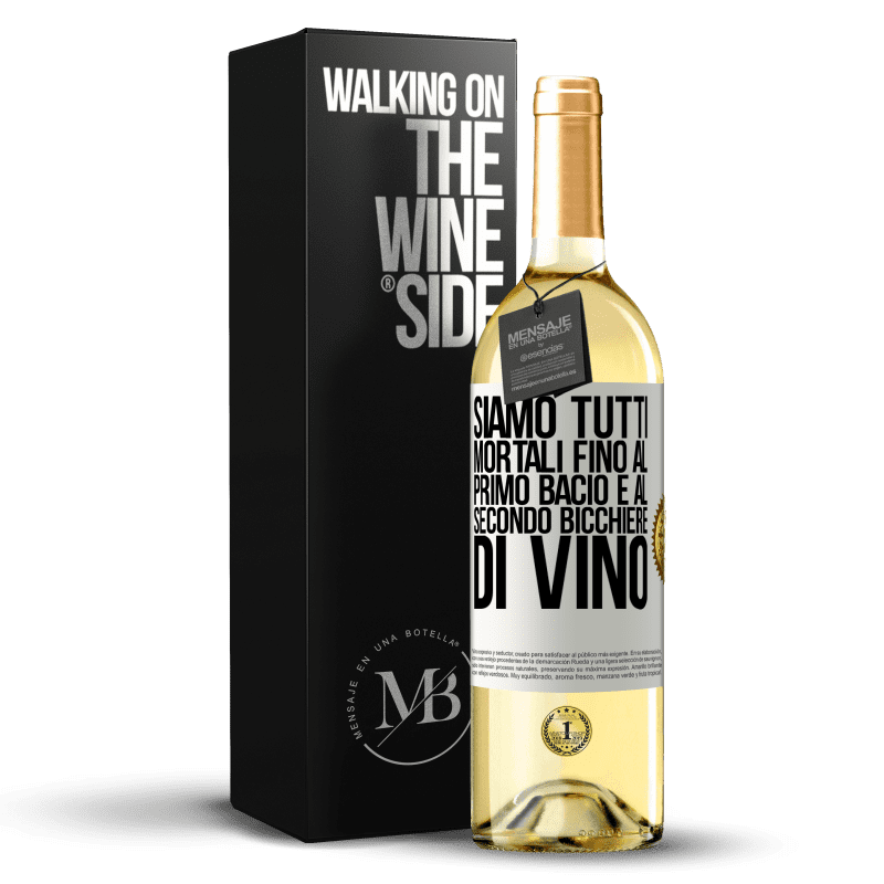 29,95 € Spedizione Gratuita | Vino bianco Edizione WHITE Siamo tutti mortali fino al primo bacio e al secondo bicchiere di vino Etichetta Bianca. Etichetta personalizzabile Vino giovane Raccogliere 2024 Verdejo