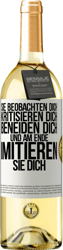 29,95 € Kostenloser Versand | Weißwein WHITE Ausgabe Sie beobachten dich, kritisieren dich, beneiden dich... und am Ende imitieren sie dich Weißes Etikett. Anpassbares Etikett Junger Wein Ernte 2024 Verdejo