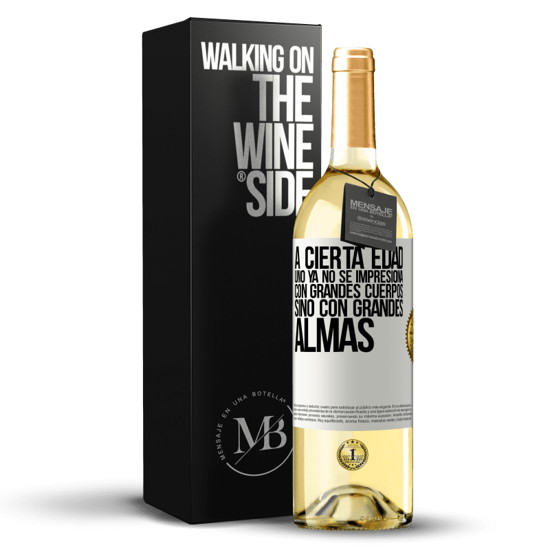 29,95 € Envío gratis | Vino Blanco Edición WHITE A cierta edad uno ya no se impresiona con grandes cuerpos, sino con grandes almas Etiqueta Blanca. Etiqueta personalizable Vino joven Cosecha 2024 Verdejo