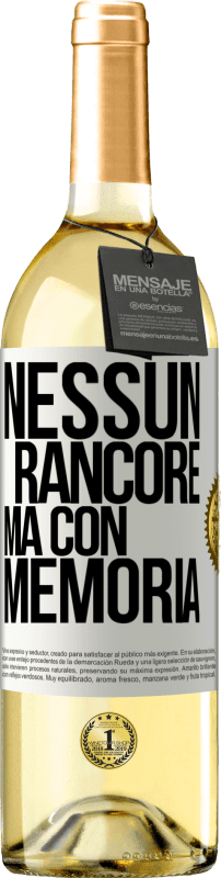 29,95 € Spedizione Gratuita | Vino bianco Edizione WHITE Nessun rancore, ma con memoria Etichetta Bianca. Etichetta personalizzabile Vino giovane Raccogliere 2024 Verdejo