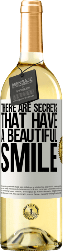 29,95 € Free Shipping | White Wine WHITE Edition There are secrets that have a beautiful smile White Label. Customizable label Young wine Harvest 2024 Verdejo