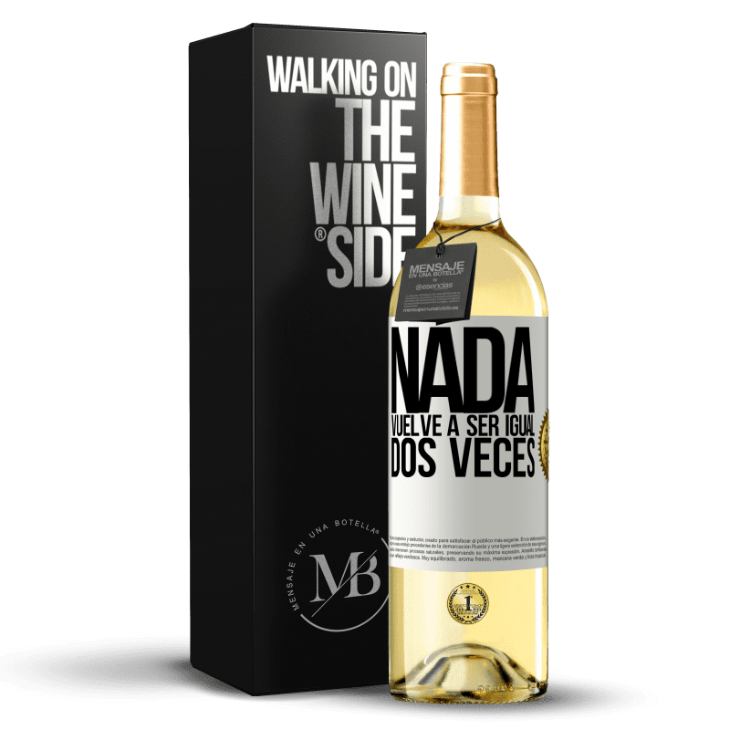 29,95 € Envío gratis | Vino Blanco Edición WHITE Nada vuelve a ser igual dos veces Etiqueta Blanca. Etiqueta personalizable Vino joven Cosecha 2024 Verdejo