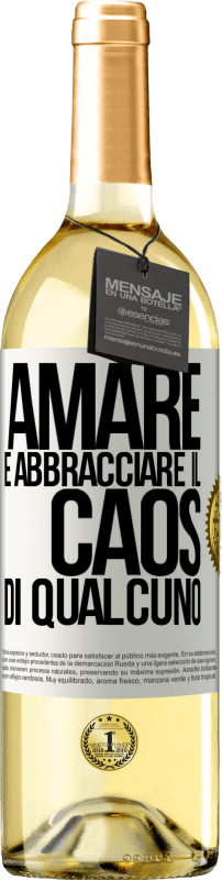 29,95 € | Vino bianco Edizione WHITE Amare è abbracciare il caos di qualcuno Etichetta Bianca. Etichetta personalizzabile Vino giovane Raccogliere 2023 Verdejo