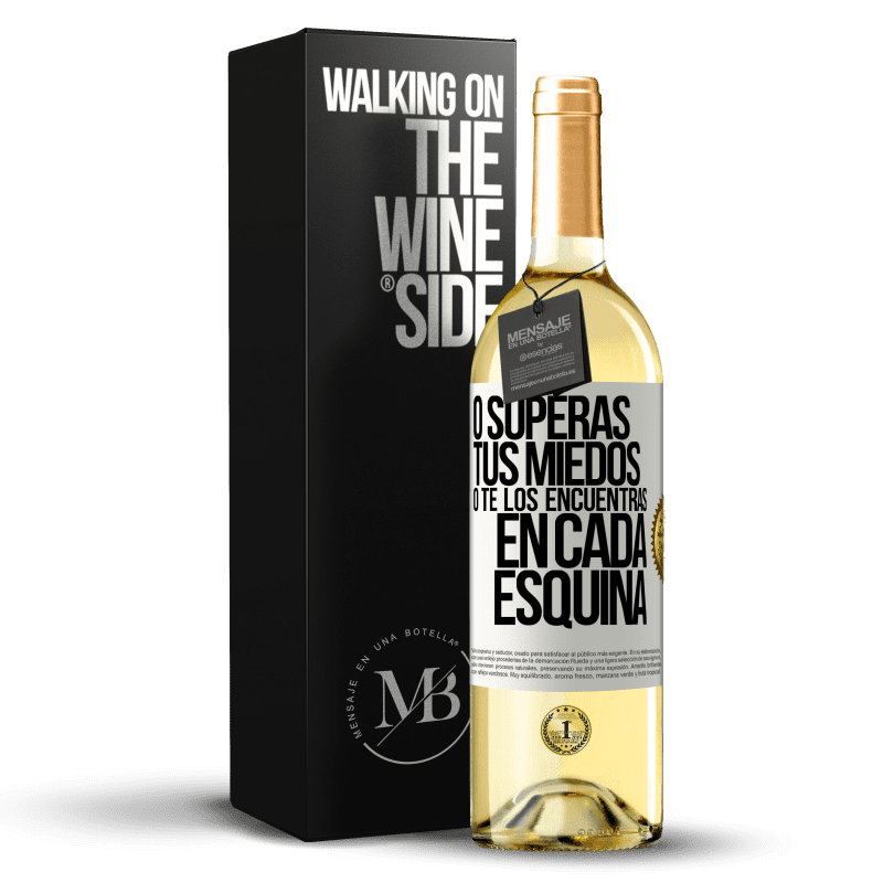 29,95 € Envío gratis | Vino Blanco Edición WHITE O superas tus miedos, o te los encuentras en cada esquina Etiqueta Blanca. Etiqueta personalizable Vino joven Cosecha 2024 Verdejo