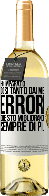 29,95 € | Vino bianco Edizione WHITE Ho imparato così tanto dai miei errori che sto migliorando sempre di più Etichetta Bianca. Etichetta personalizzabile Vino giovane Raccogliere 2025 Verdejo