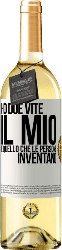 29,95 € Spedizione Gratuita | Vino bianco Edizione WHITE Ho due vite. Il mio e quello che le persone inventano Etichetta Bianca. Etichetta personalizzabile Vino giovane Raccogliere 2023 Verdejo