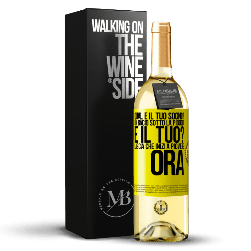 29,95 € Spedizione Gratuita | Vino bianco Edizione WHITE qual è il tuo sogno? Un bacio sotto la pioggia E il tuo? Lascia che inizi a piovere ora Etichetta Gialla. Etichetta personalizzabile Vino giovane Raccogliere 2024 Verdejo