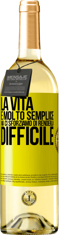 29,95 € | Vino bianco Edizione WHITE La vita è molto semplice, ma ci sforziamo di renderla difficile Etichetta Gialla. Etichetta personalizzabile Vino giovane Raccogliere 2024 Verdejo