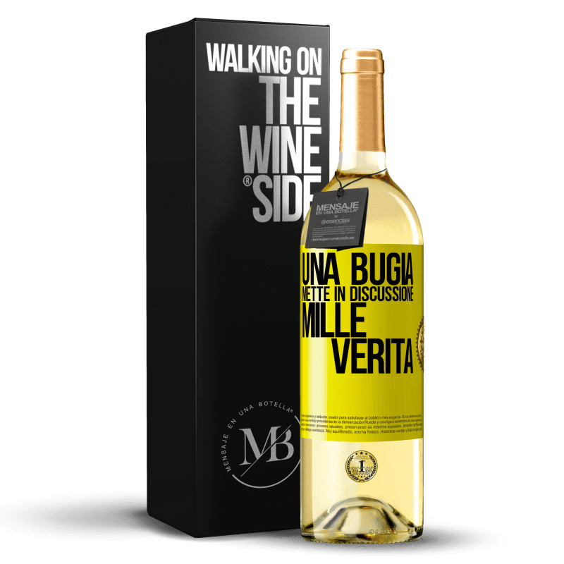 29,95 € Spedizione Gratuita | Vino bianco Edizione WHITE Una bugia mette in discussione mille verità Etichetta Gialla. Etichetta personalizzabile Vino giovane Raccogliere 2024 Verdejo