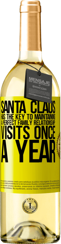 29,95 € Бесплатная доставка | Белое вино Издание WHITE У Деда Мороза есть ключ к поддержанию идеальных семейных отношений: посещение один раз в год Желтая этикетка. Настраиваемая этикетка Молодое вино Урожай 2023 Verdejo
