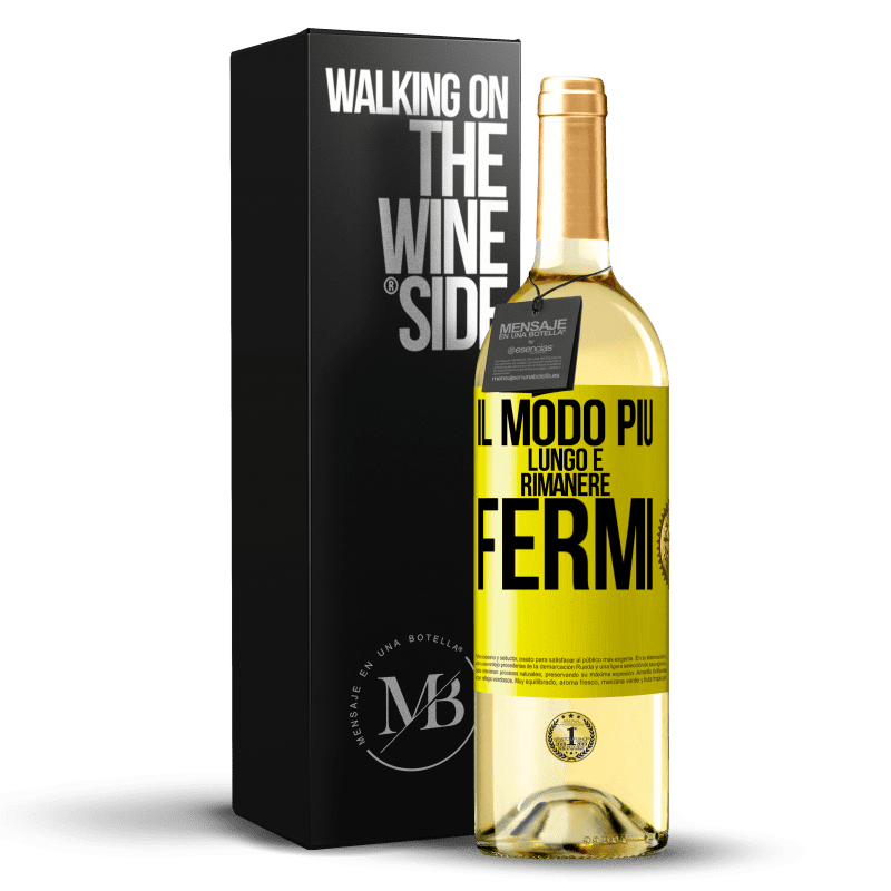 29,95 € Spedizione Gratuita | Vino bianco Edizione WHITE Il modo più lungo è rimanere fermi Etichetta Gialla. Etichetta personalizzabile Vino giovane Raccogliere 2024 Verdejo