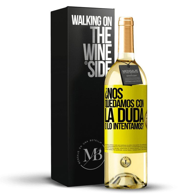 29,95 € Envío gratis | Vino Blanco Edición WHITE Nos quedamos con la duda o lo intentamos? Etiqueta Amarilla. Etiqueta personalizable Vino joven Cosecha 2024 Verdejo