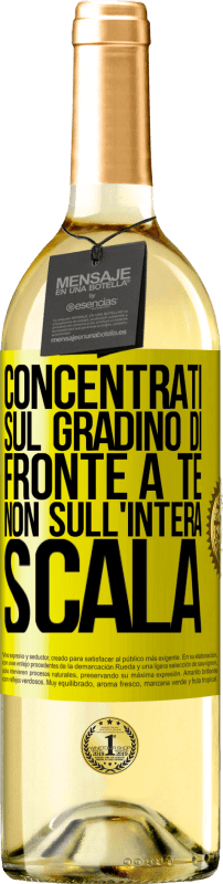 29,95 € | Vino bianco Edizione WHITE Concentrati sul gradino di fronte a te, non sull'intera scala Etichetta Gialla. Etichetta personalizzabile Vino giovane Raccogliere 2024 Verdejo