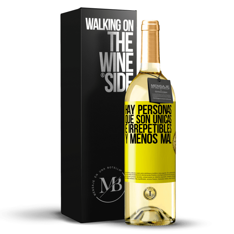 29,95 € Envío gratis | Vino Blanco Edición WHITE Hay personas que son únicas e irrepetibles. Y menos mal Etiqueta Amarilla. Etiqueta personalizable Vino joven Cosecha 2024 Verdejo