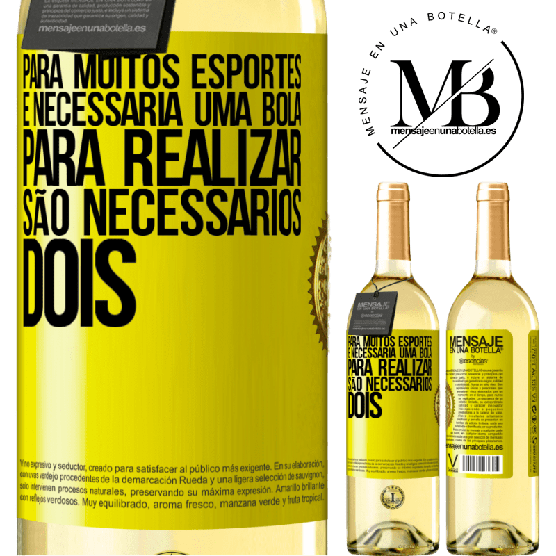 29,95 € Envio grátis | Vinho branco Edição WHITE Para muitos esportes, é necessária uma bola. Para realizar, são necessários dois Etiqueta Amarela. Etiqueta personalizável Vinho jovem Colheita 2024 Verdejo
