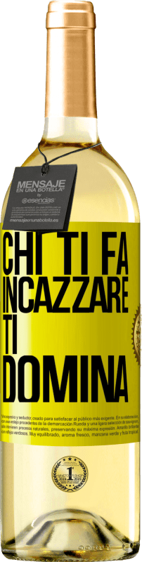 29,95 € Spedizione Gratuita | Vino bianco Edizione WHITE Chi ti fa incazzare, ti domina Etichetta Gialla. Etichetta personalizzabile Vino giovane Raccogliere 2024 Verdejo