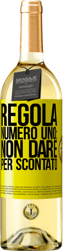 29,95 € | Vino bianco Edizione WHITE Regola numero uno: non dare per scontato Etichetta Gialla. Etichetta personalizzabile Vino giovane Raccogliere 2025 Verdejo