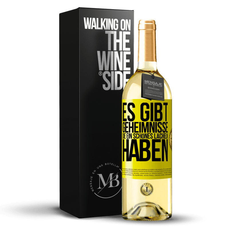 29,95 € Kostenloser Versand | Weißwein WHITE Ausgabe Es gibt Geheimnisse, die ein schönes Lächeln haben Gelbes Etikett. Anpassbares Etikett Junger Wein Ernte 2023 Verdejo