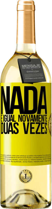 29,95 € | Vinho branco Edição WHITE Nada é igual novamente duas vezes Etiqueta Amarela. Etiqueta personalizável Vinho jovem Colheita 2025 Verdejo