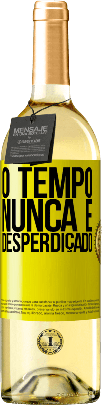 29,95 € | Vinho branco Edição WHITE O tempo nunca é desperdiçado Etiqueta Amarela. Etiqueta personalizável Vinho jovem Colheita 2025 Verdejo