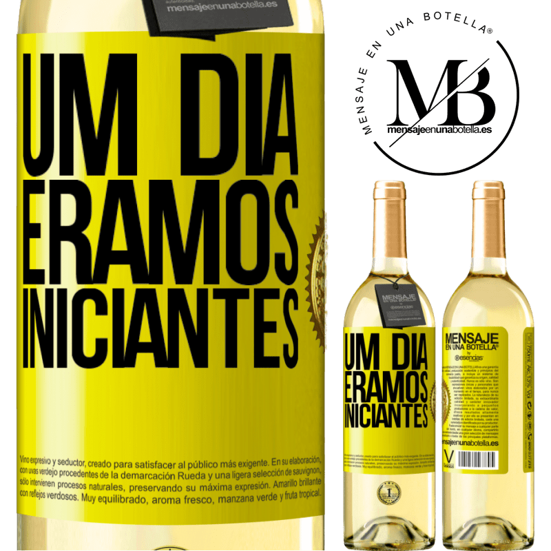 29,95 € Envio grátis | Vinho branco Edição WHITE Um dia éramos iniciantes Etiqueta Amarela. Etiqueta personalizável Vinho jovem Colheita 2024 Verdejo