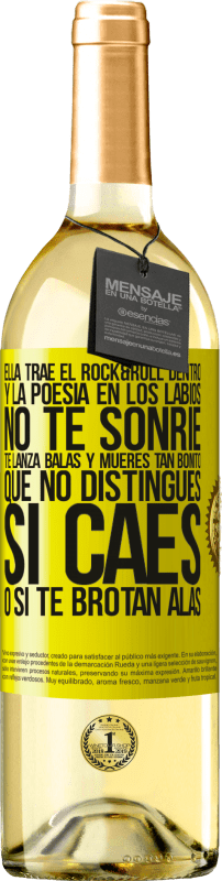 29,95 € Envío gratis | Vino Blanco Edición WHITE Ella trae el Rock&Roll dentro y la poesía en los labios. No te sonríe, te lanza balas, y mueres tan bonito, que no Etiqueta Amarilla. Etiqueta personalizable Vino joven Cosecha 2025 Verdejo