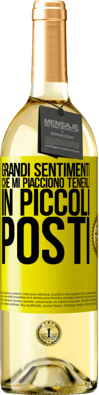 29,95 € Spedizione Gratuita | Vino bianco Edizione WHITE Grandi sentimenti che mi piacciono tenerli in piccoli posti Etichetta Gialla. Etichetta personalizzabile Vino giovane Raccogliere 2025 Verdejo
