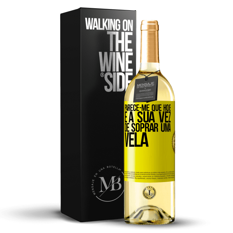 29,95 € Envio grátis | Vinho branco Edição WHITE Parece-me que hoje, é a sua vez de soprar uma vela Etiqueta Amarela. Etiqueta personalizável Vinho jovem Colheita 2025 Verdejo