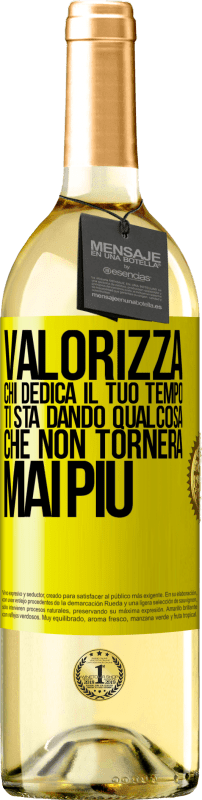 29,95 € | Vino bianco Edizione WHITE Valorizza chi dedica il tuo tempo. Ti sta dando qualcosa che non tornerà mai più Etichetta Gialla. Etichetta personalizzabile Vino giovane Raccogliere 2024 Verdejo