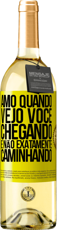 29,95 € | Vinho branco Edição WHITE Amo quando vejo você chegando e não exatamente caminhando Etiqueta Amarela. Etiqueta personalizável Vinho jovem Colheita 2023 Verdejo