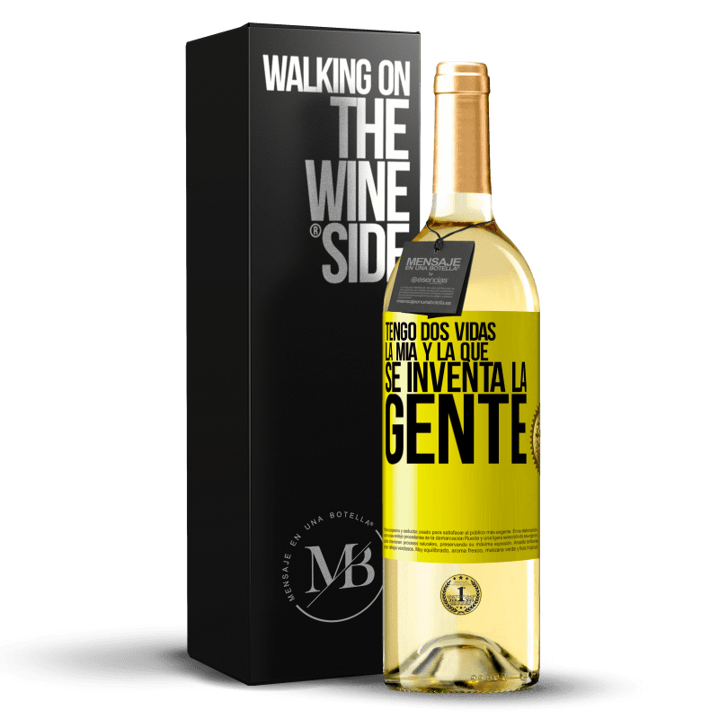 29,95 € Envío gratis | Vino Blanco Edición WHITE Tengo dos vidas. La mía y la que se inventa la gente Etiqueta Amarilla. Etiqueta personalizable Vino joven Cosecha 2023 Verdejo