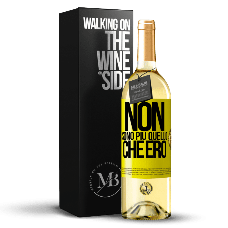 29,95 € Spedizione Gratuita | Vino bianco Edizione WHITE Non sono più quello che ero Etichetta Gialla. Etichetta personalizzabile Vino giovane Raccogliere 2023 Verdejo