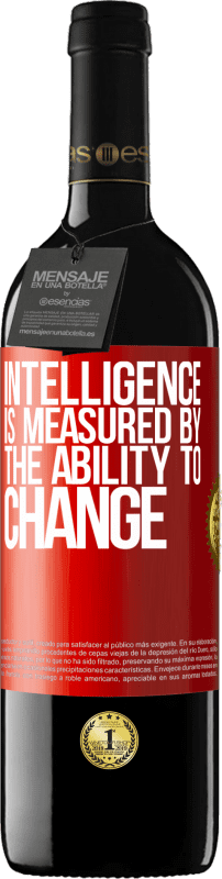 «知性は変化する能力によって測定されます» REDエディション MBE 予約する