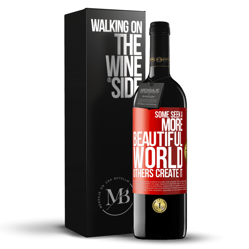 39,95 € Free Shipping | Red Wine RED Edition MBE Reserve Some seek a more beautiful world, others create it Red Label. Customizable label Reserve 12 Months Harvest 2014 Tempranillo